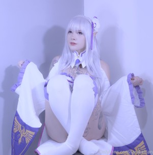 Laura Maya Photo #78