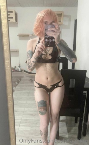 Laura Maya Photo #81