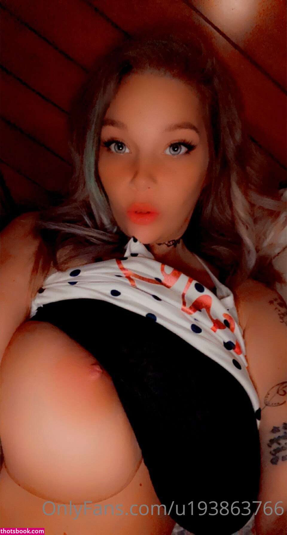 nicolethedirttracktrophygirl Photo #110