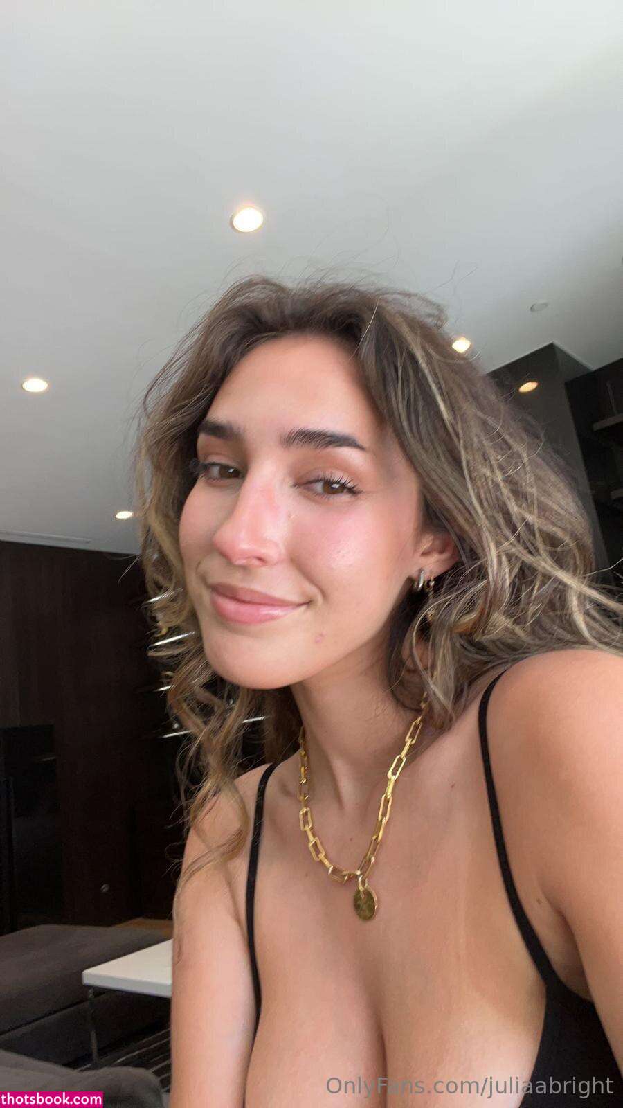 Julia Bright Photo #326