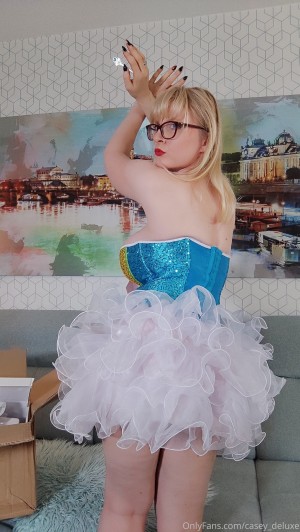 Casey Deluxe Photo #103