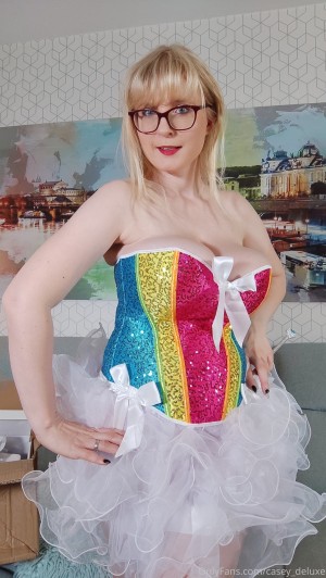 Casey Deluxe Photo #104