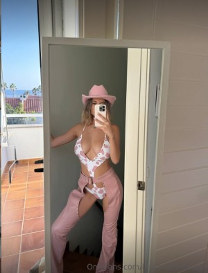 Laura Sommaruga Photo #365