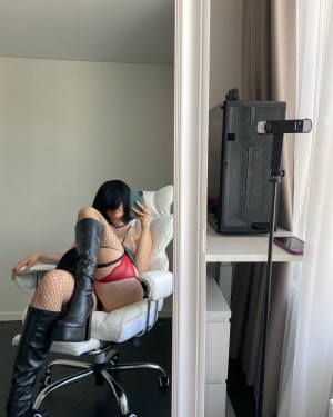 Sierra Lisabeth Post #38