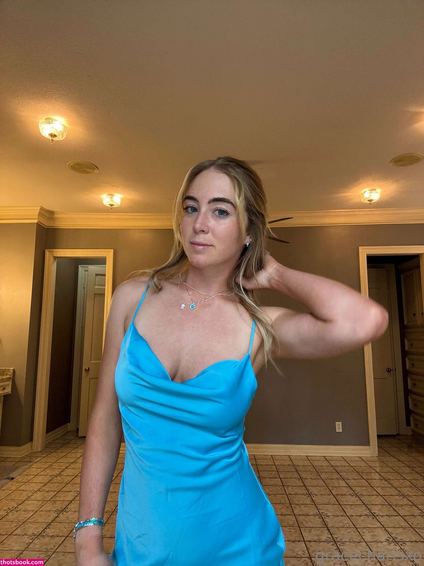 Grace Charis Photo #1337