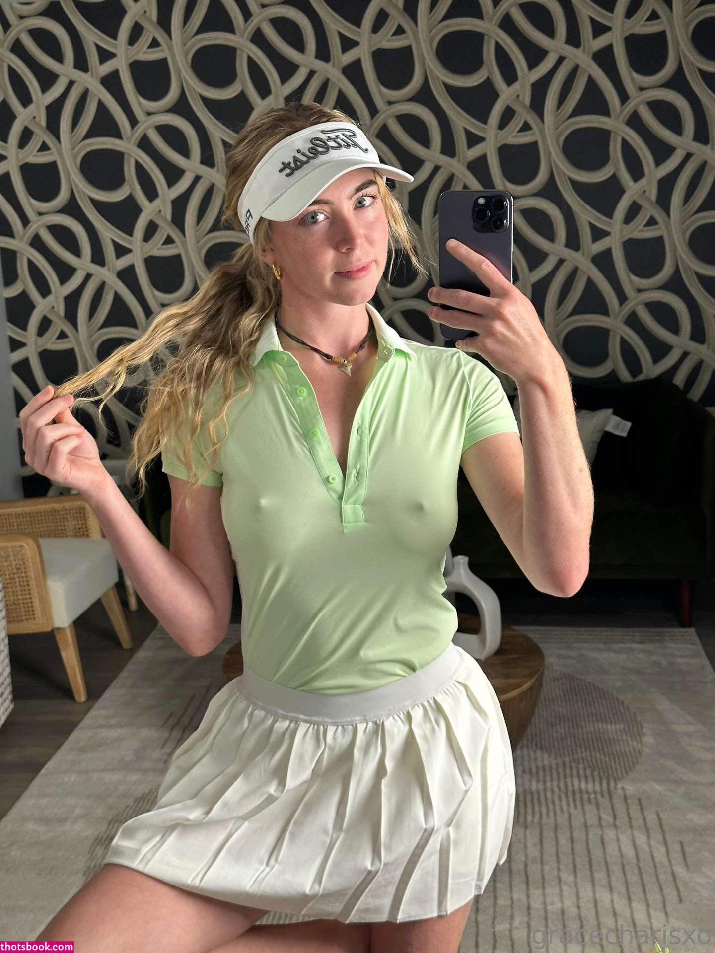 Grace Charis Photo #1374