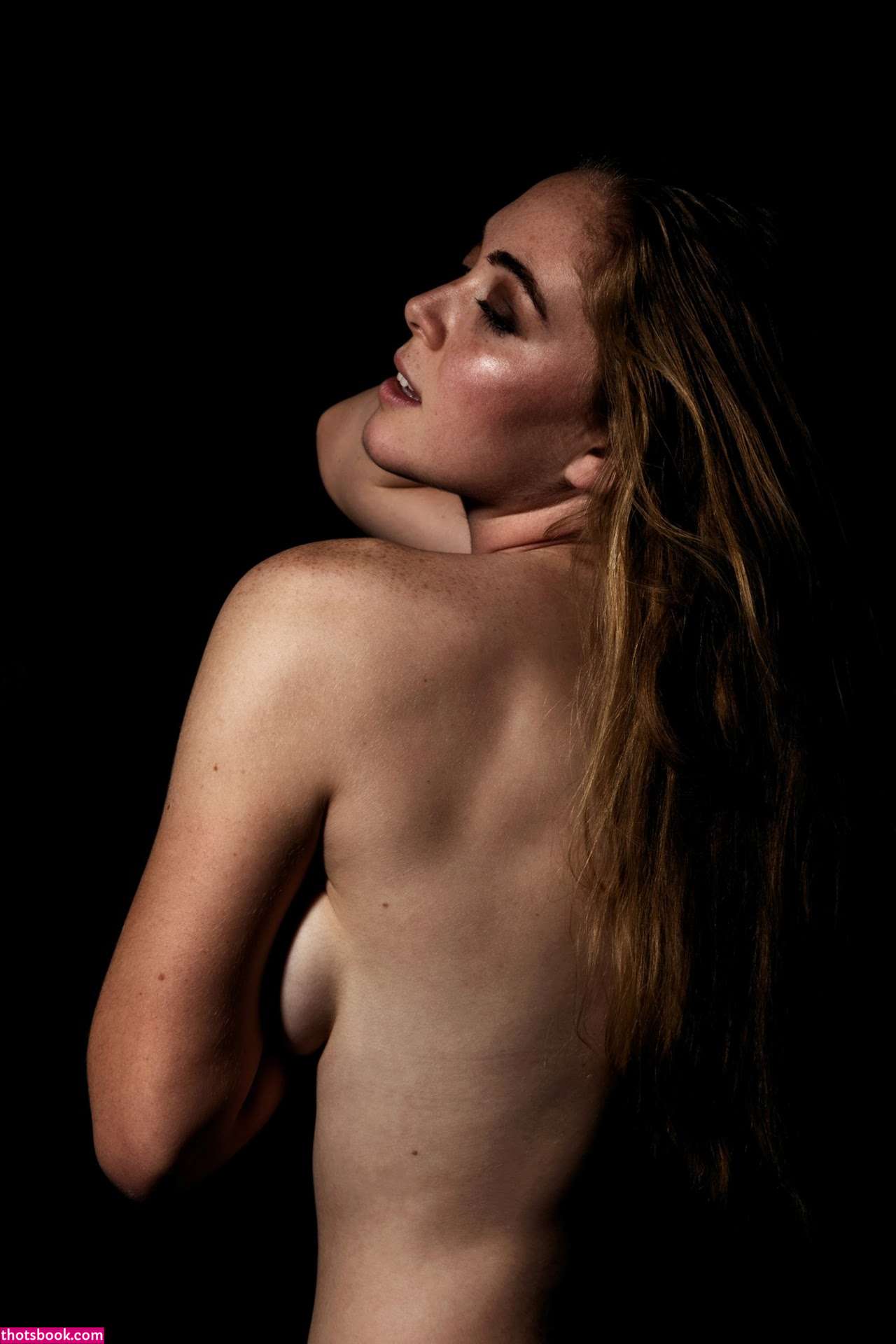 Grace Charis Photo #1427