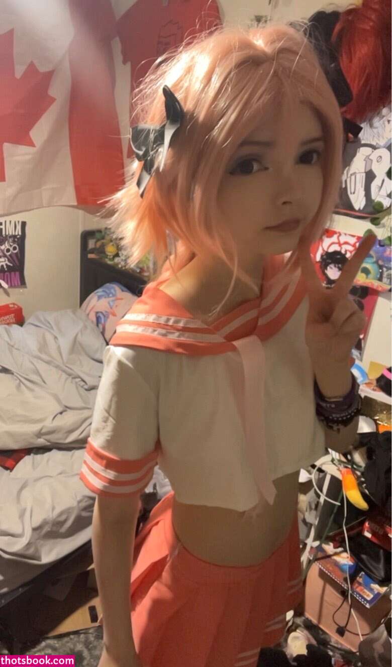 sniffmittens Photo #9