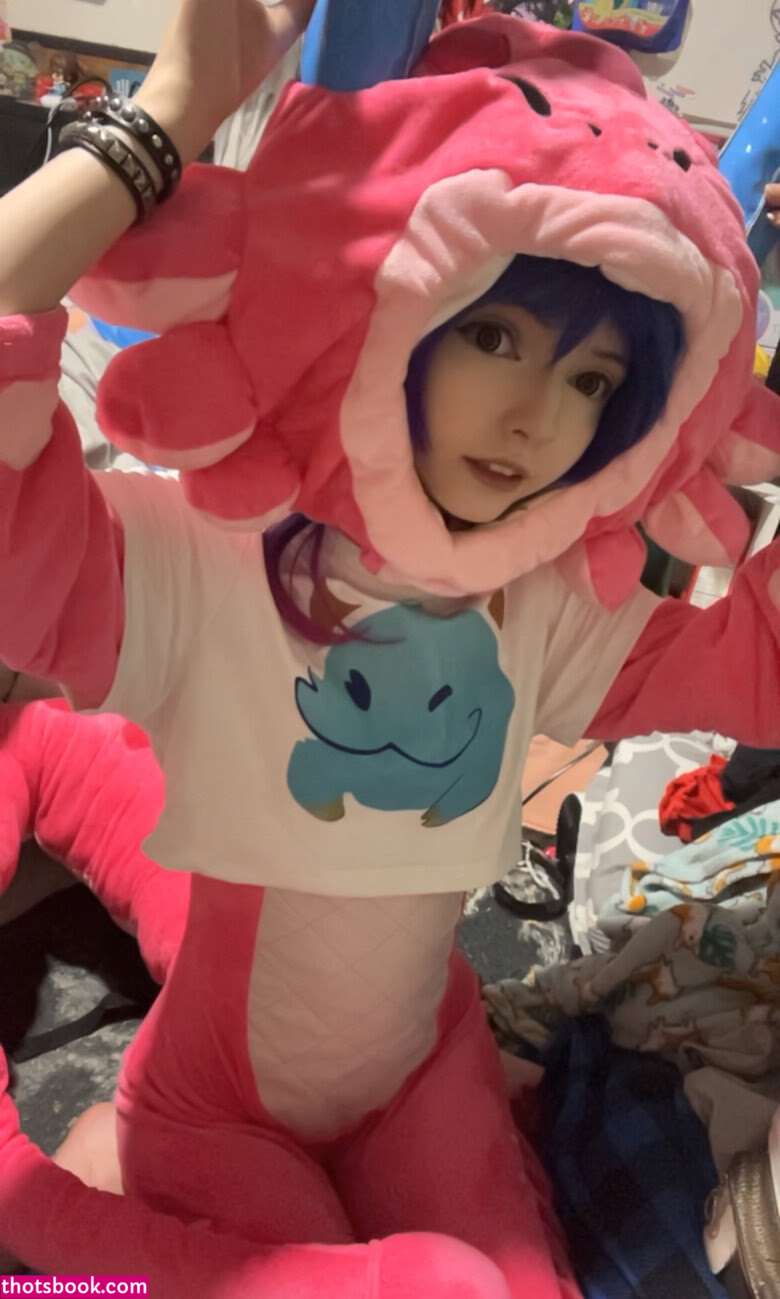 sniffmittens Photo #22