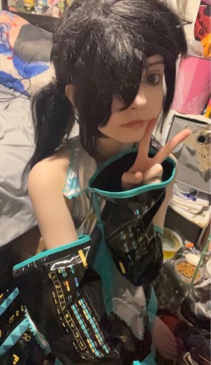 sniffmittens Photo #35