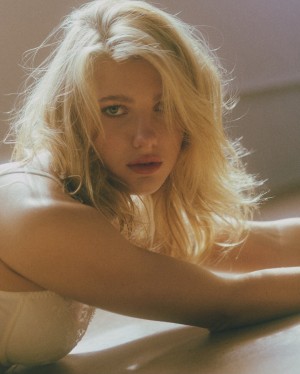 Jemima Robinson Photo #40