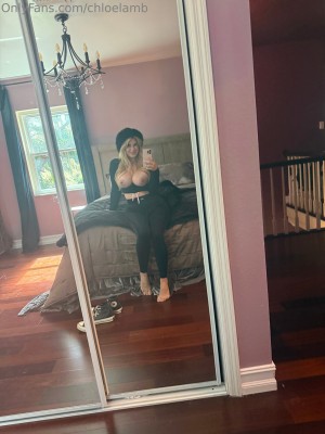 Chloe Lamb Photo #276