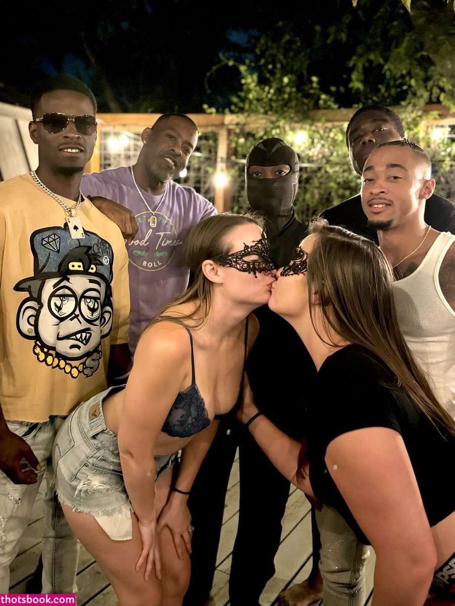 Lunah Luxx Photo #27