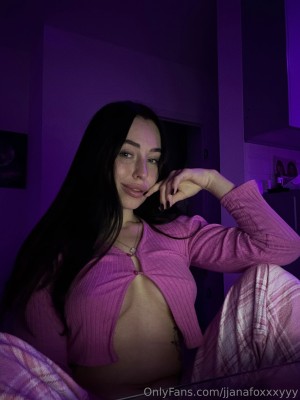 Janafoxxxy Photo #6