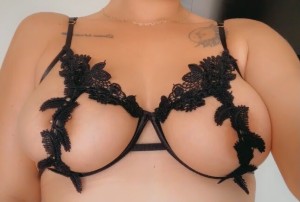 thirsty444blood Photo #2