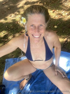 Junglelady52 Photo #33