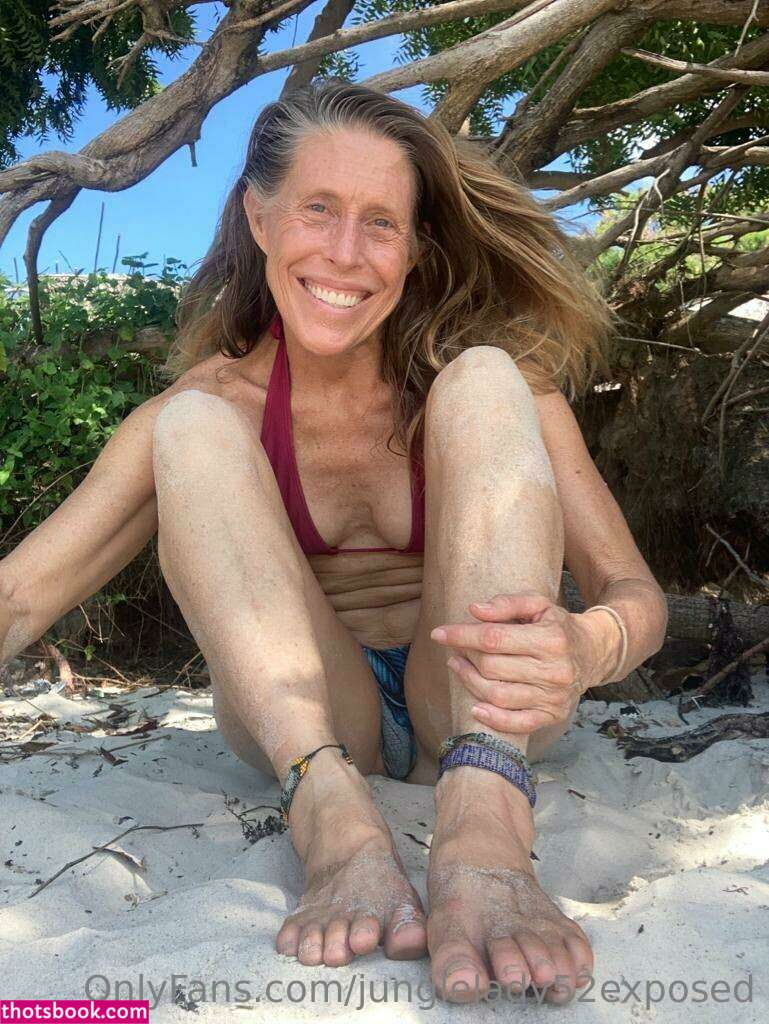 Junglelady52 Photo #36