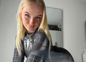 Sophie Mzt Photo #13