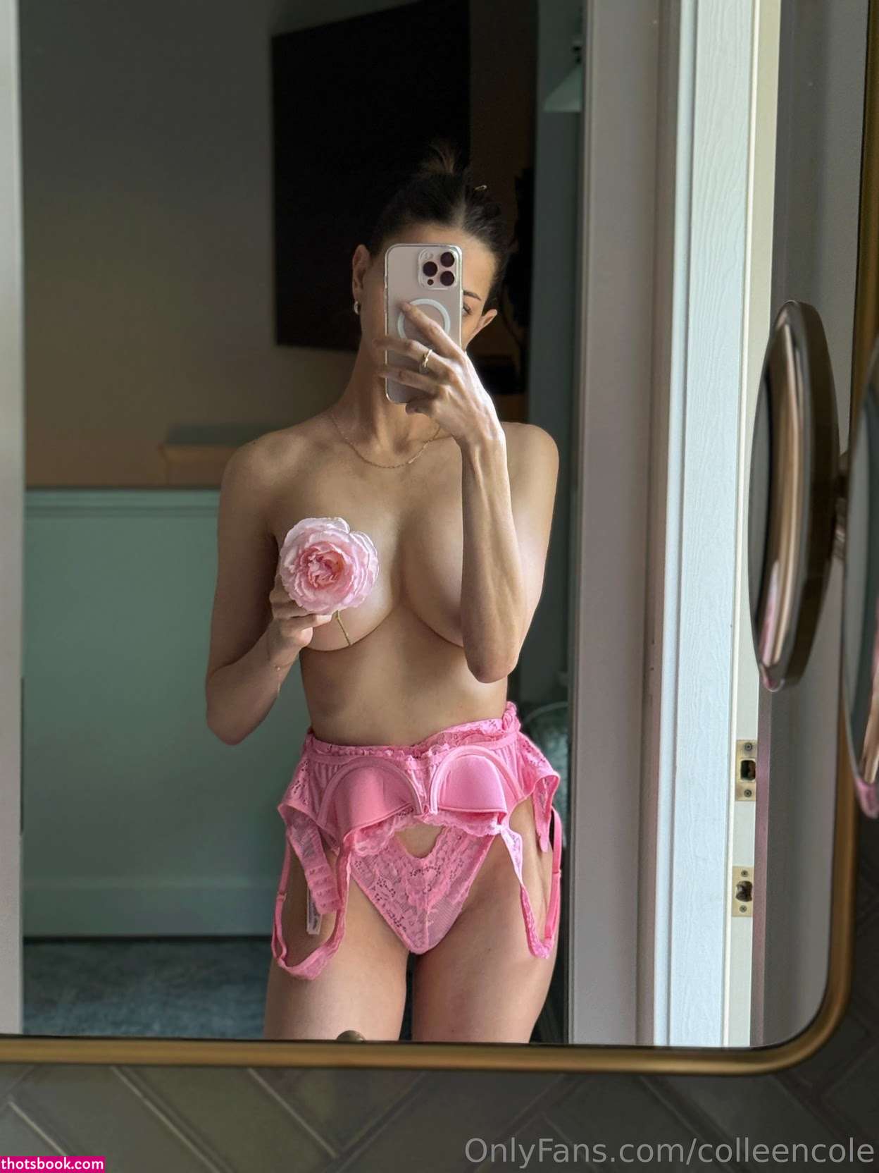 Colleen Cole Photo #247