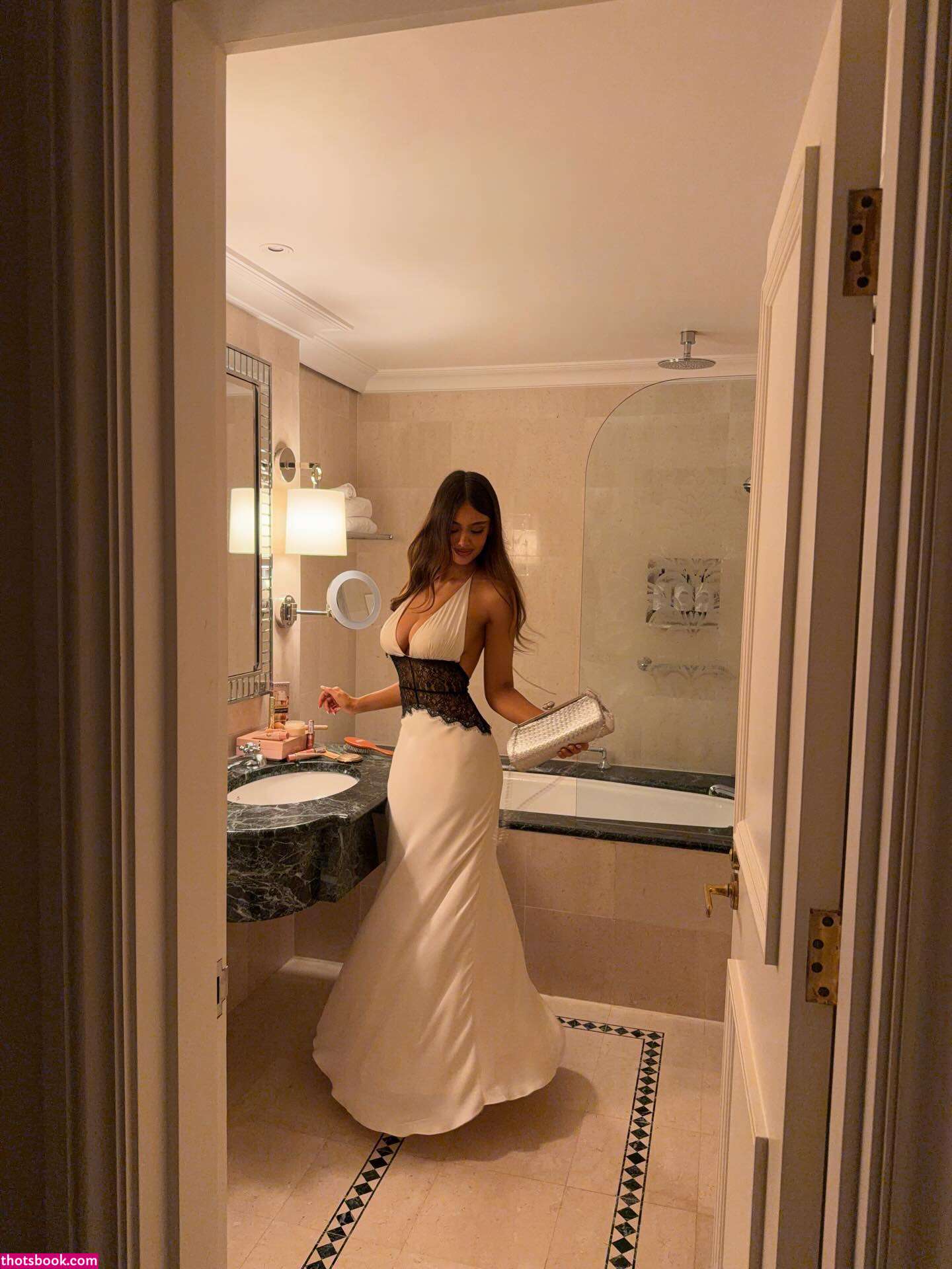 Ella Cervetto Photo #332