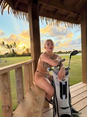 Katie Sigmond Photo #179