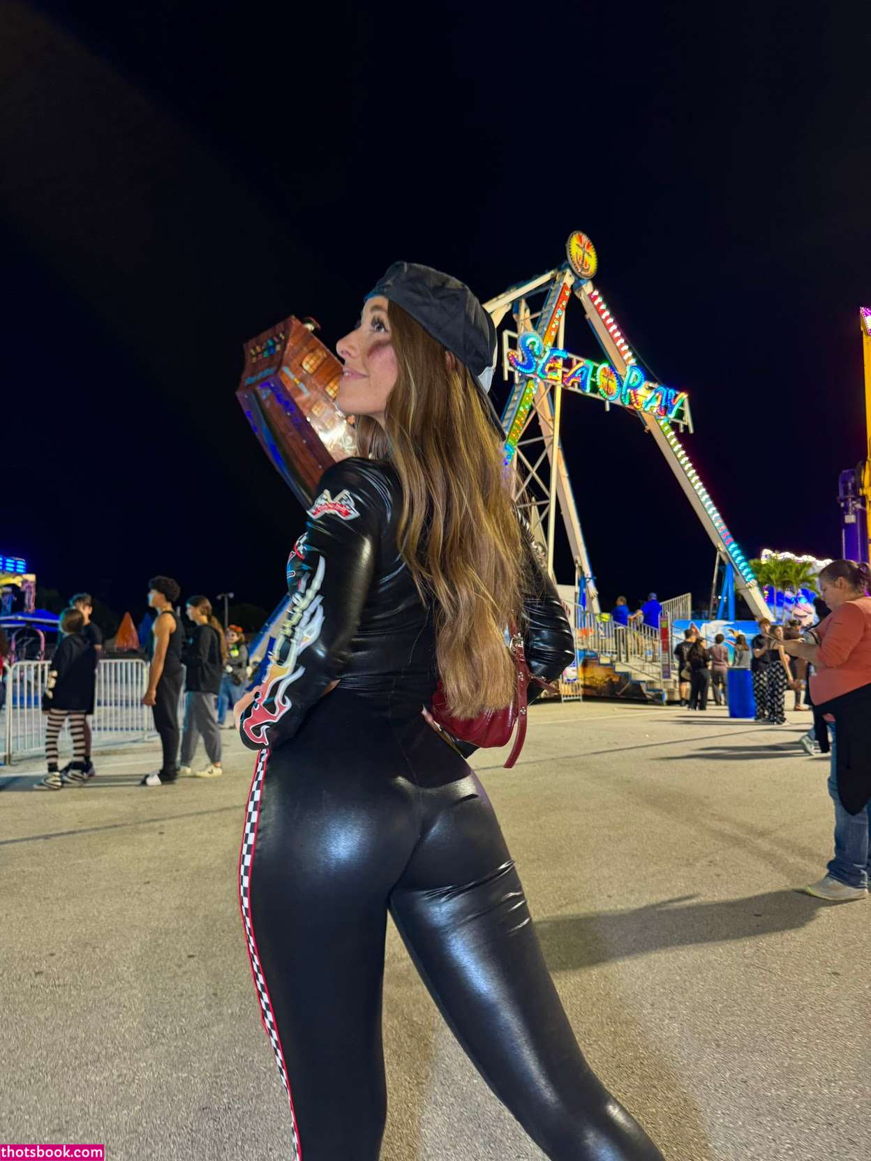 Sydney Lint Photo #317