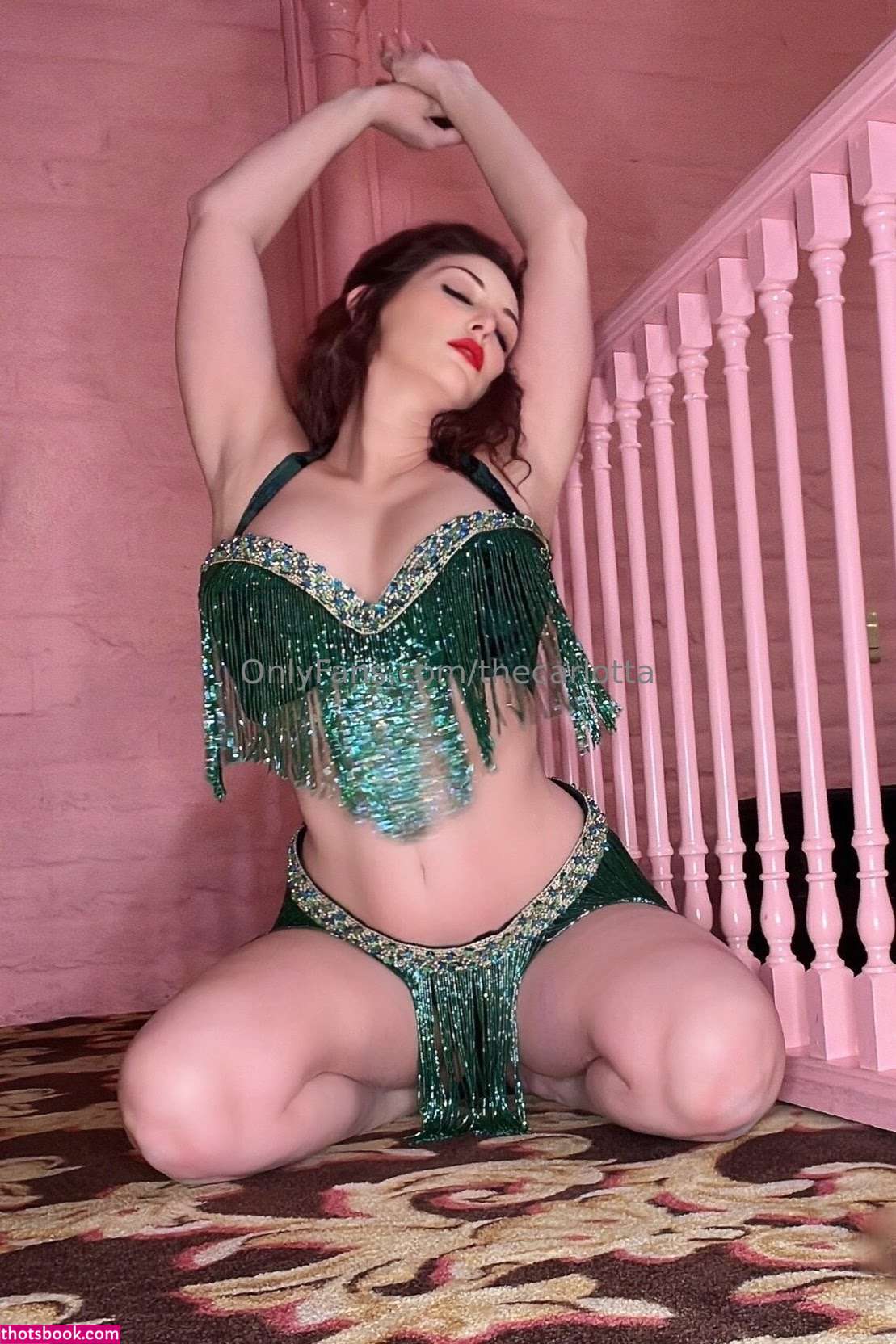 Carlotta Champagne Photo #1030