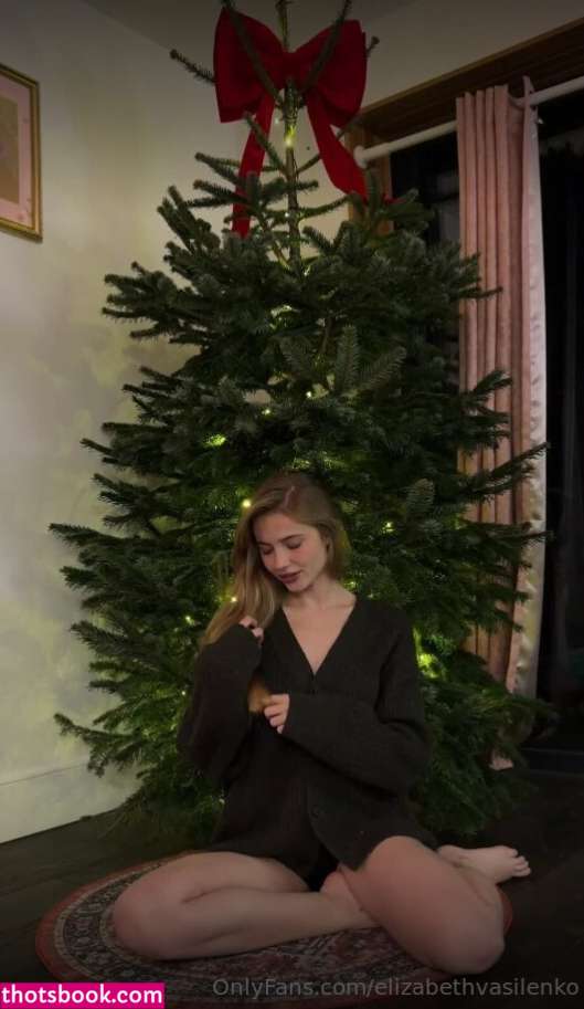 Elizabeth Vasilenko Photo #119