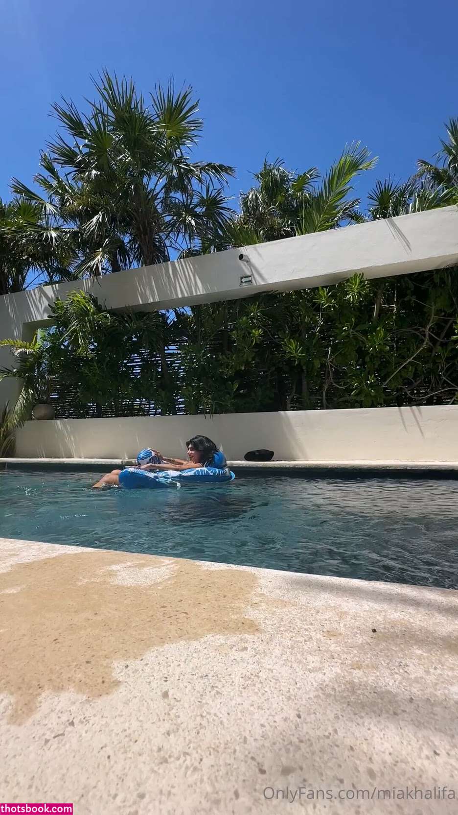 Mia Khalifa Photo #1106