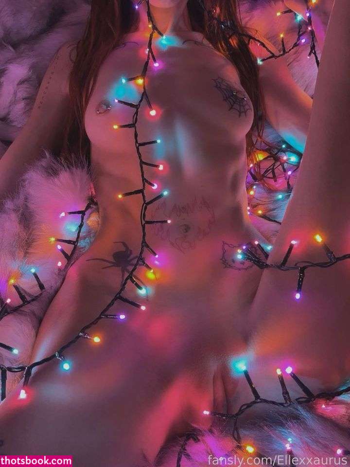 Ellasaurus23 Photo #177