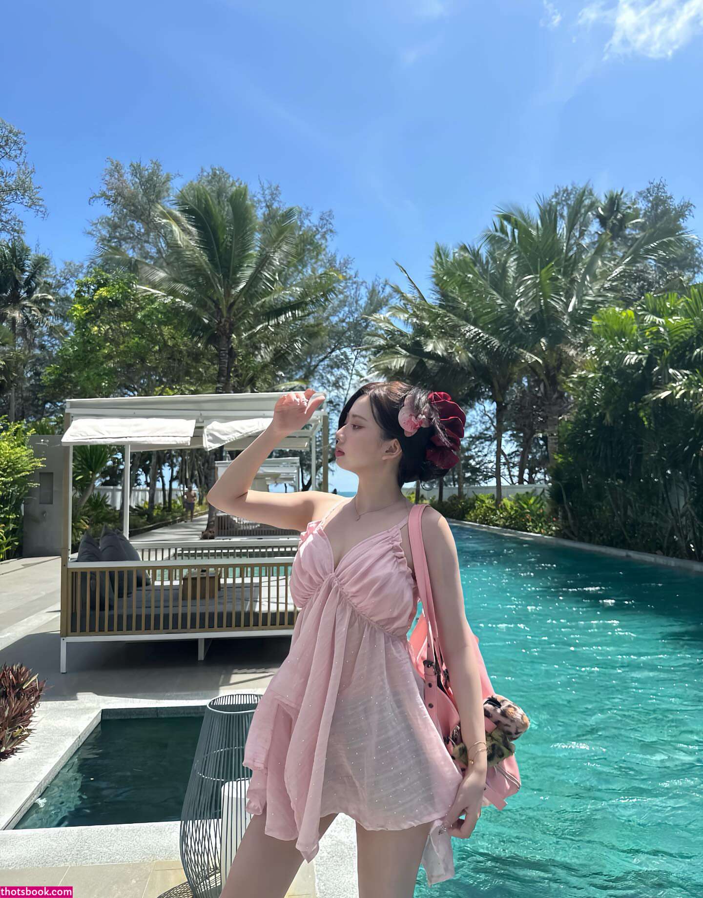 Laura Ziphora Photo #23