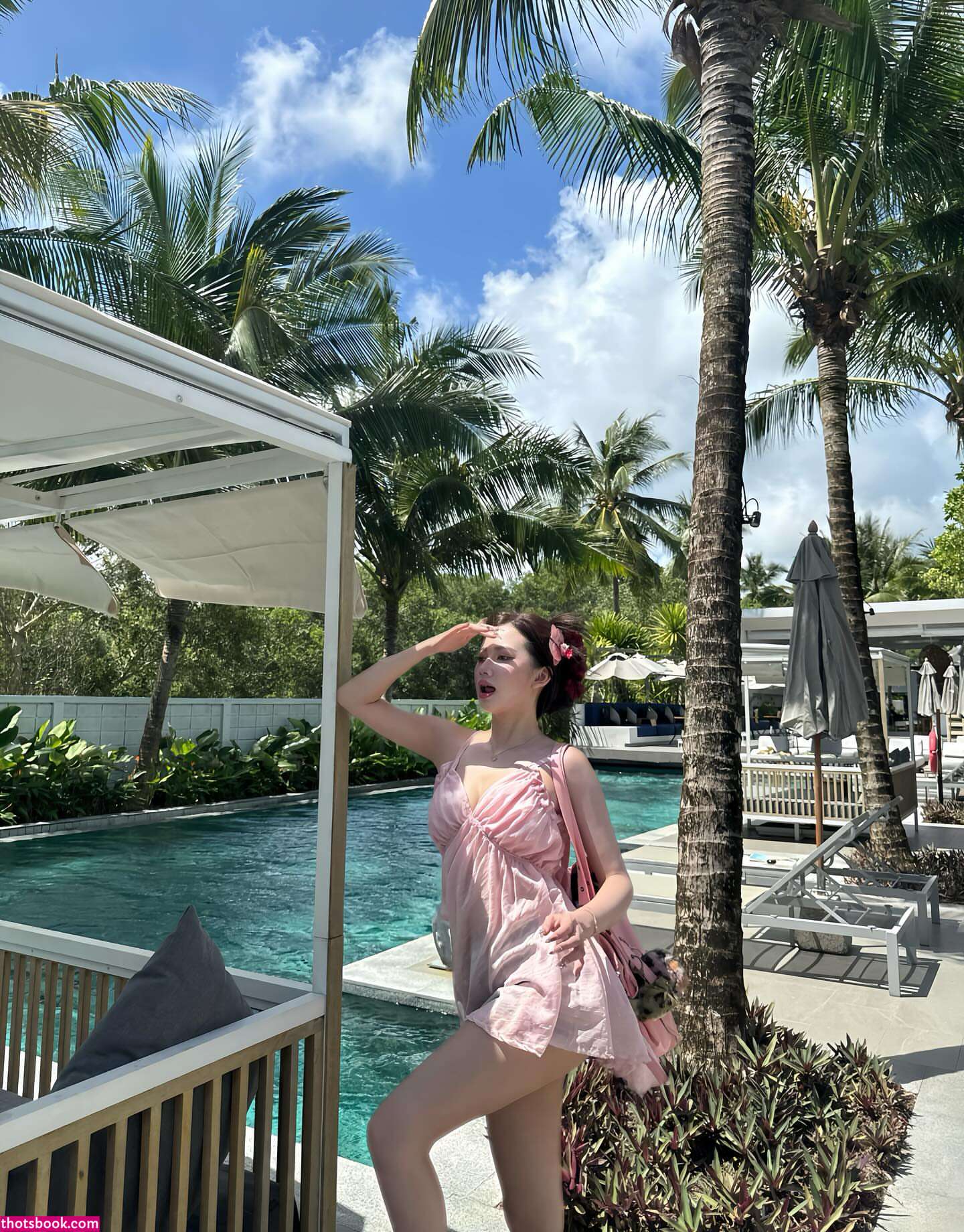 Laura Ziphora Photo #24