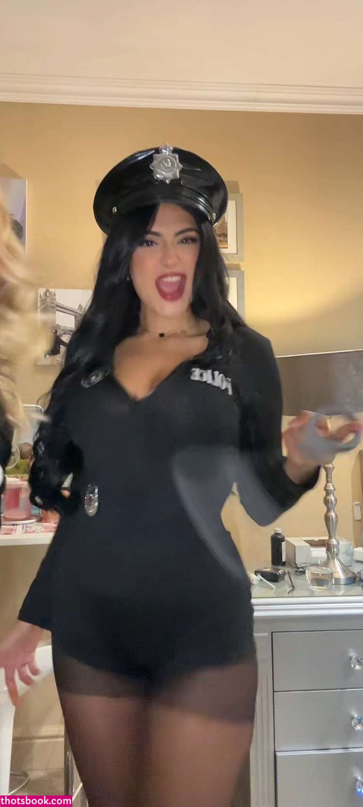 Nina Samuels Photo #42