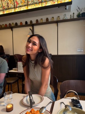 Cait Knight Photo #45