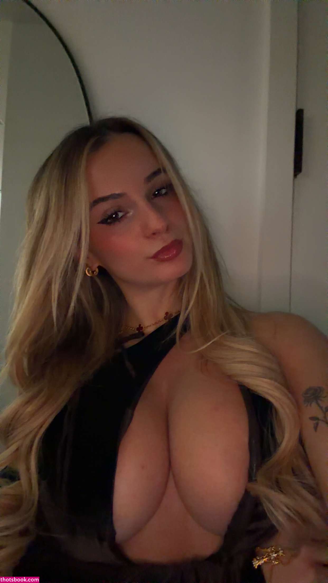 Kaitlyn Krems Photo #711