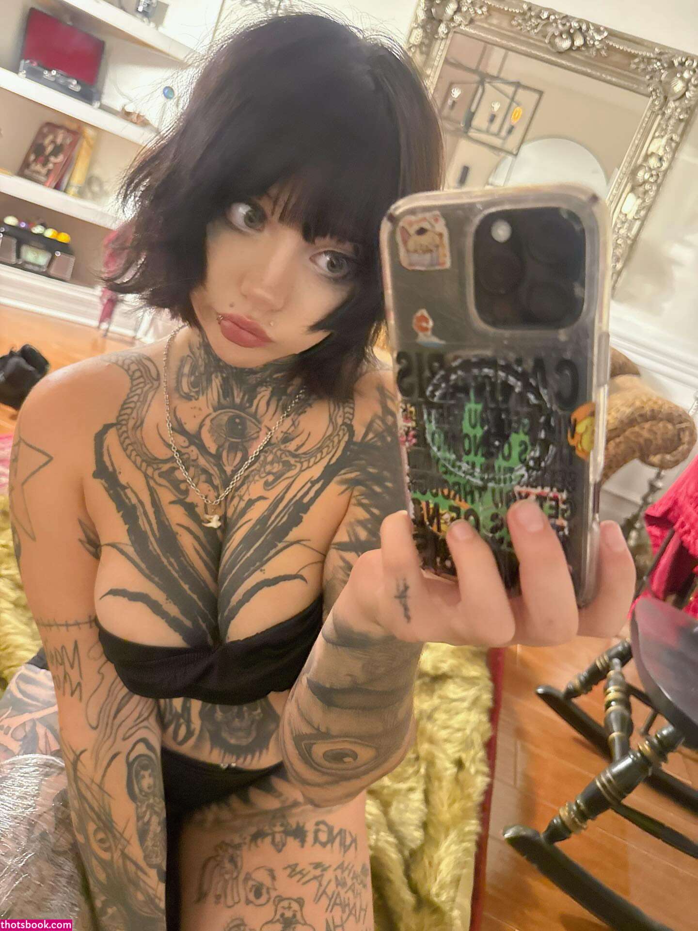 Celeste Triplex Photo #265