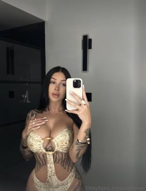 Valerie Cossette Photo #282