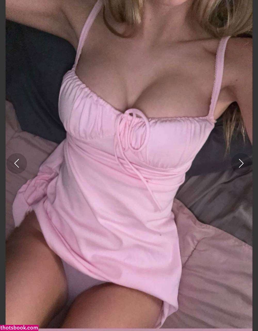 felicityhughes Photo #4