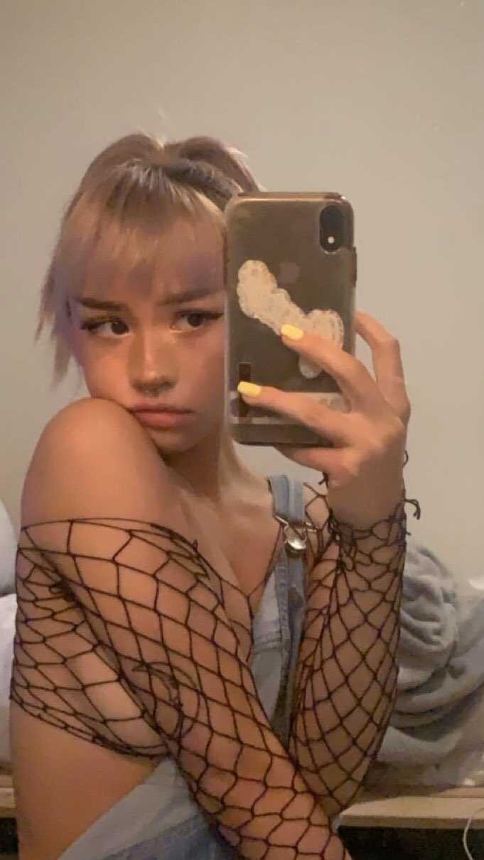 thisbicthdied Photo #5