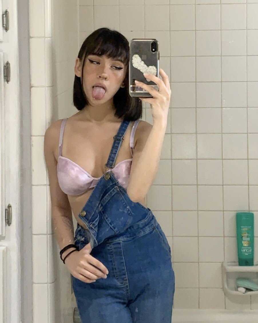 thisbicthdied Photo #29