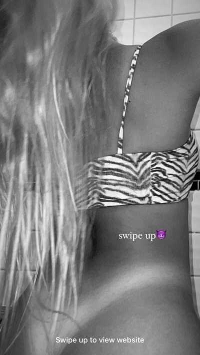 Katie Sigmond Photo #18