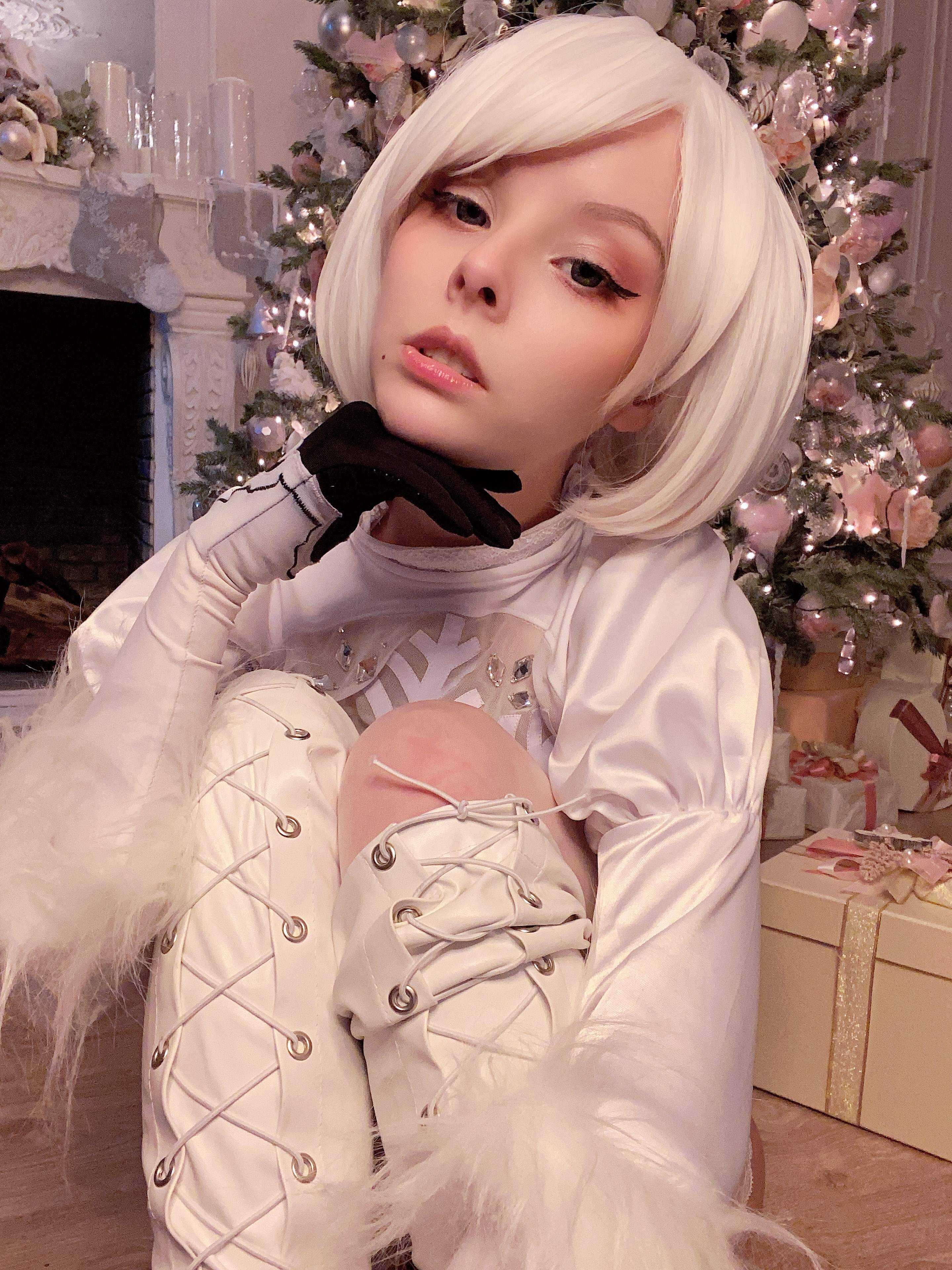 Helly Valentine Photo #37