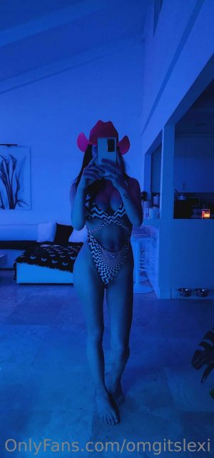 Lexi Belle Photo #310