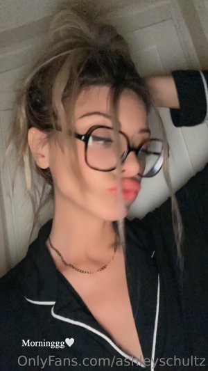 Ashley Schultz Photo #134