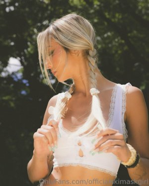 Briana Armbruster Photo #72