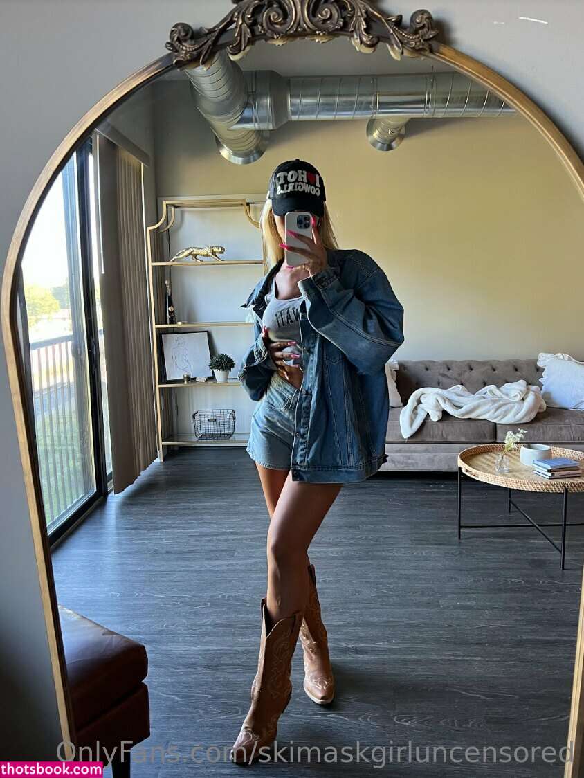 Briana Armbruster Photo #90