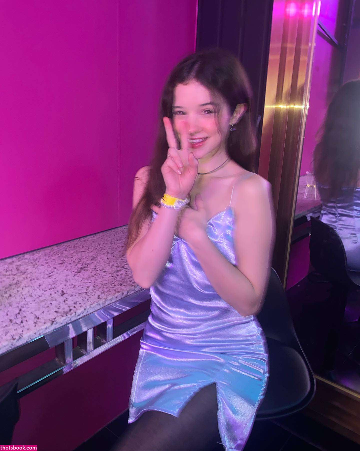 Abitrebecca Photo #15