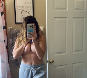 lov3lylaur3n Photo #3