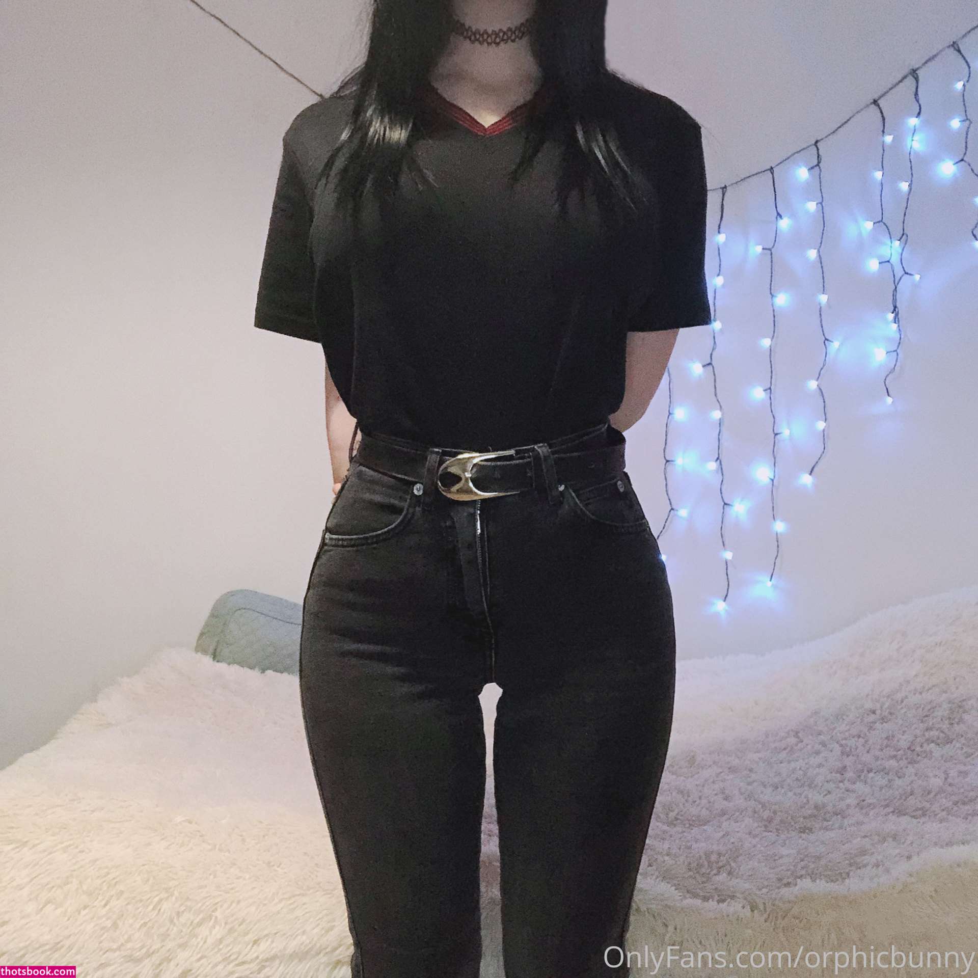 Monochromesan Photo #44