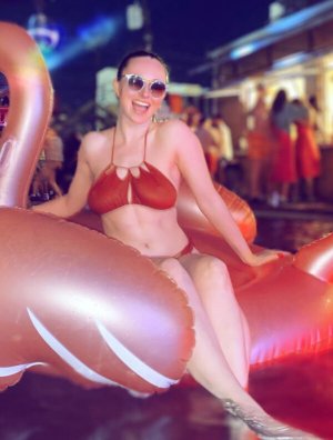 Jessie Stclaire Photo #32